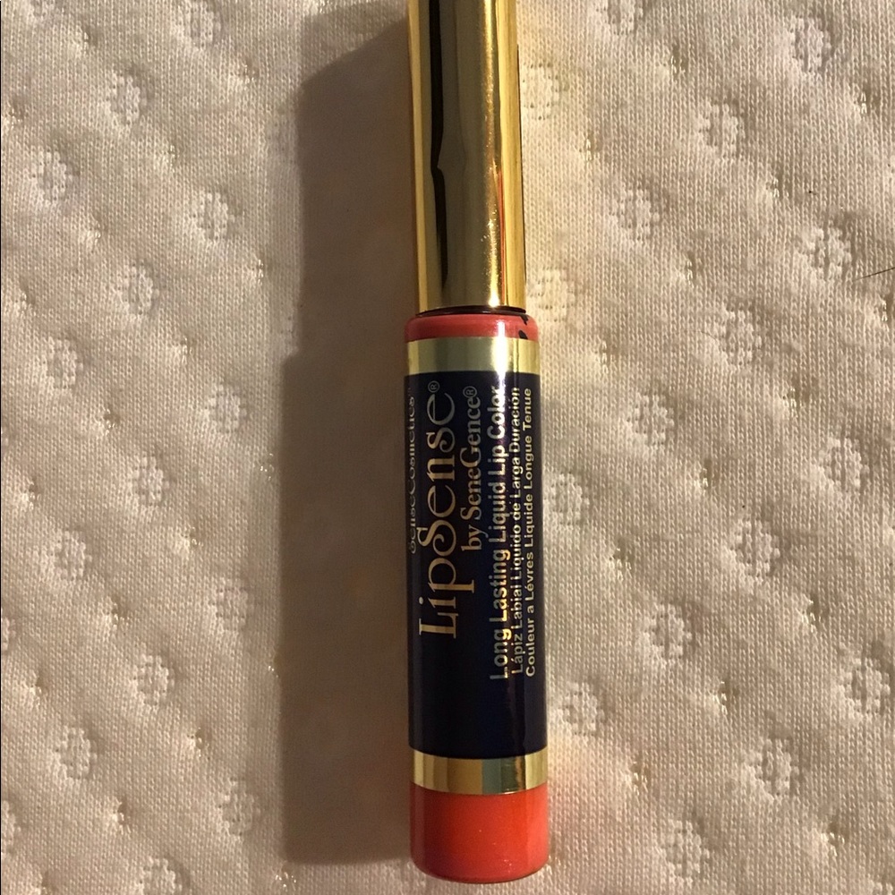SAMON LIPSENSE